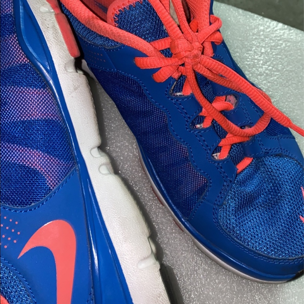 Nike